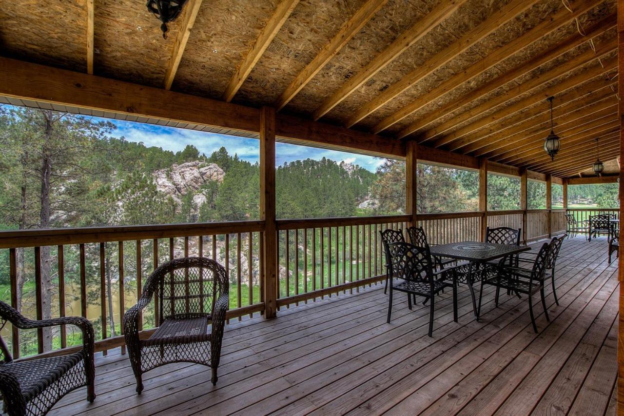 Eagle Pine Lodge Custer Exteriör bild